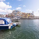 Lejlighed First Marina View - In Der Hafenresidenz Mit Sauna & Mueritzblick *