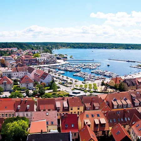 First Marina View - In Der Hafenresidenz Mit Sauna & Mueritzblick Waren (Mueritz)