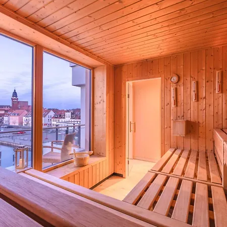 First Marina View - In Der Hafenresidenz Mit Sauna & Mueritzblick Apartment *