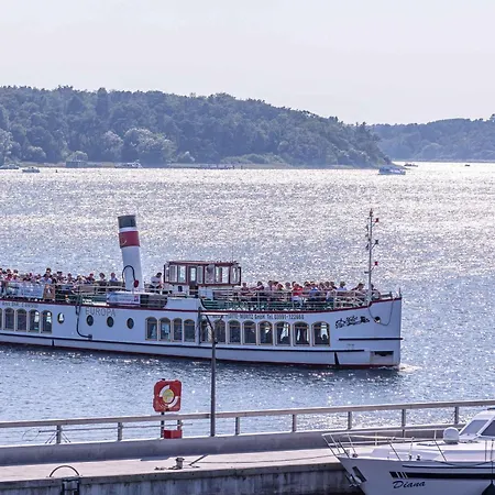 Apartament First Marina View - In Der Hafenresidenz Mit Sauna & Mueritzblick
