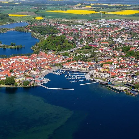 Apartament First Marina View - In Der Hafenresidenz Mit Sauna & Mueritzblick *