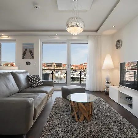 Apartament First Marina View - In Der Hafenresidenz Mit Sauna & Mueritzblick Waren (Mueritz)