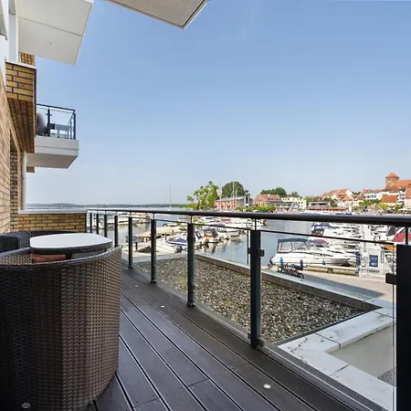 First Marina View - In Der Hafenresidenz Mit Sauna & Mueritzblick Apartament *