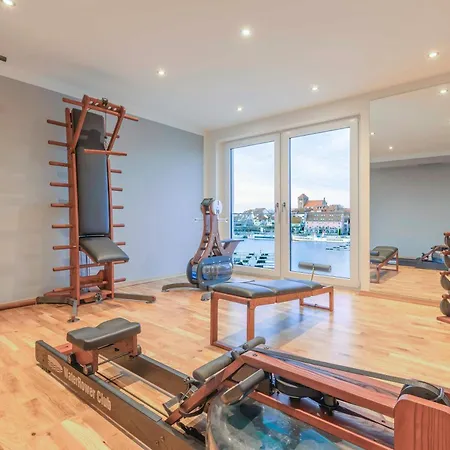 First Marina View - In Der Hafenresidenz Mit Sauna & Mueritzblick